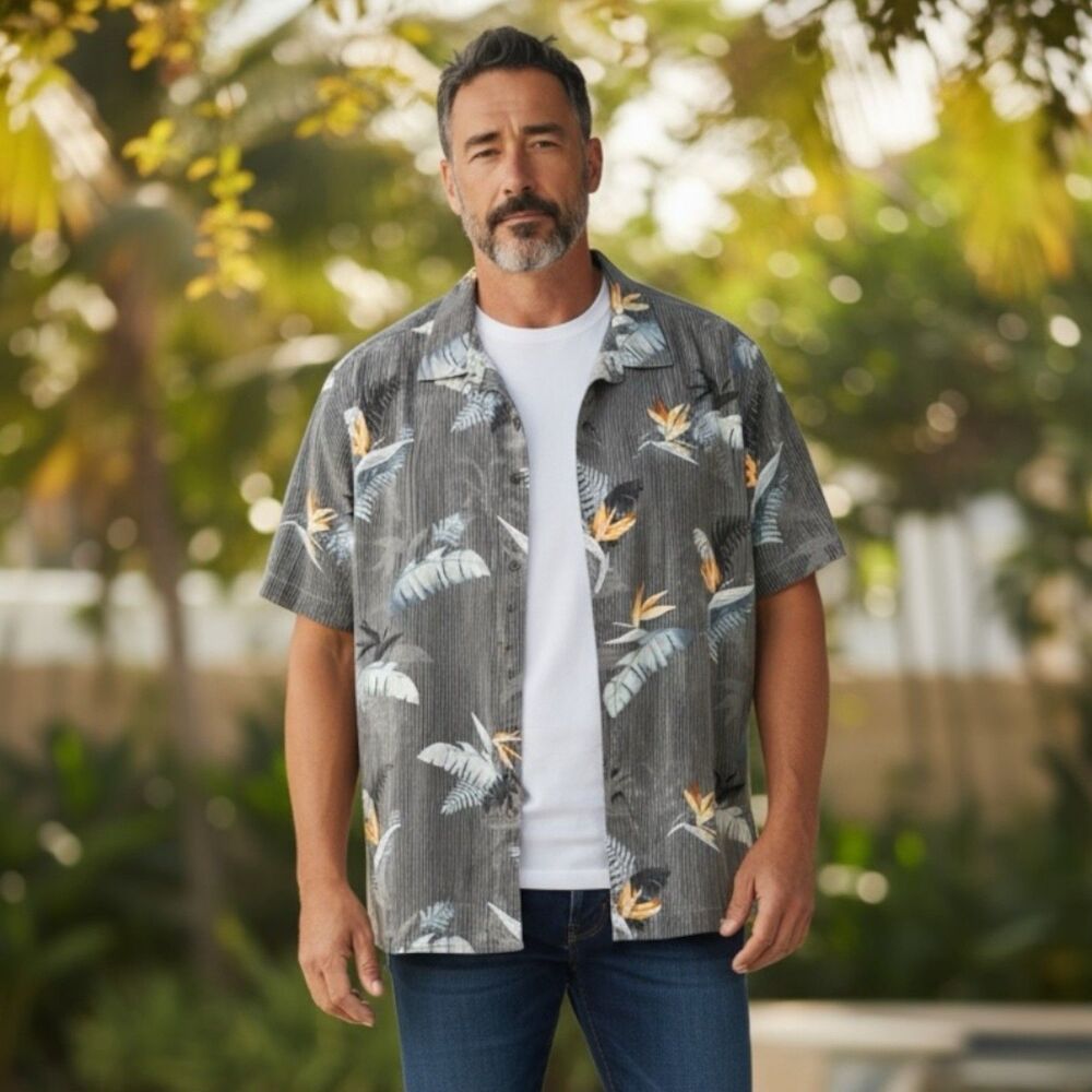 Tommy Bahama Men’s Size XL Silk Short Sleeve Button Up Floral Tropical Shirt